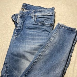 KUT from Kloth excellent quality. Only worn once! Like new.